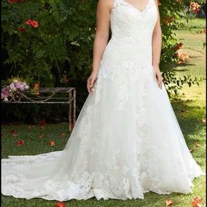 Casablanca  wedding gown STYLE 2269